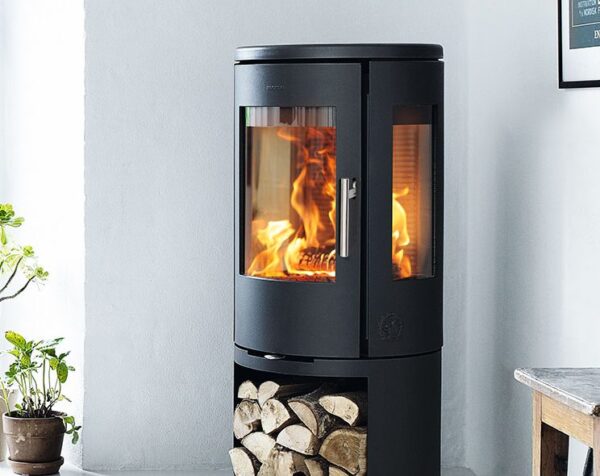 Morso 7493 High Stove with Log Storage